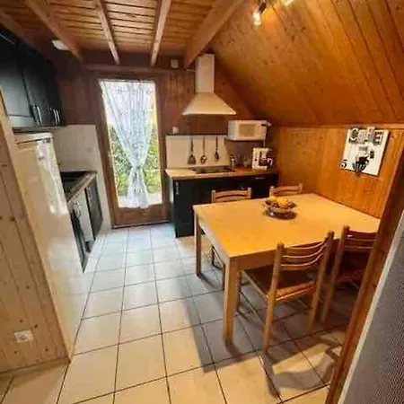 Douillet 4 Personnes -proche Merville-Franceville-Plage