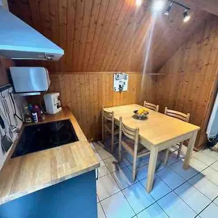 Douillet 4 Personnes -proche * Merville-Franceville-Plage